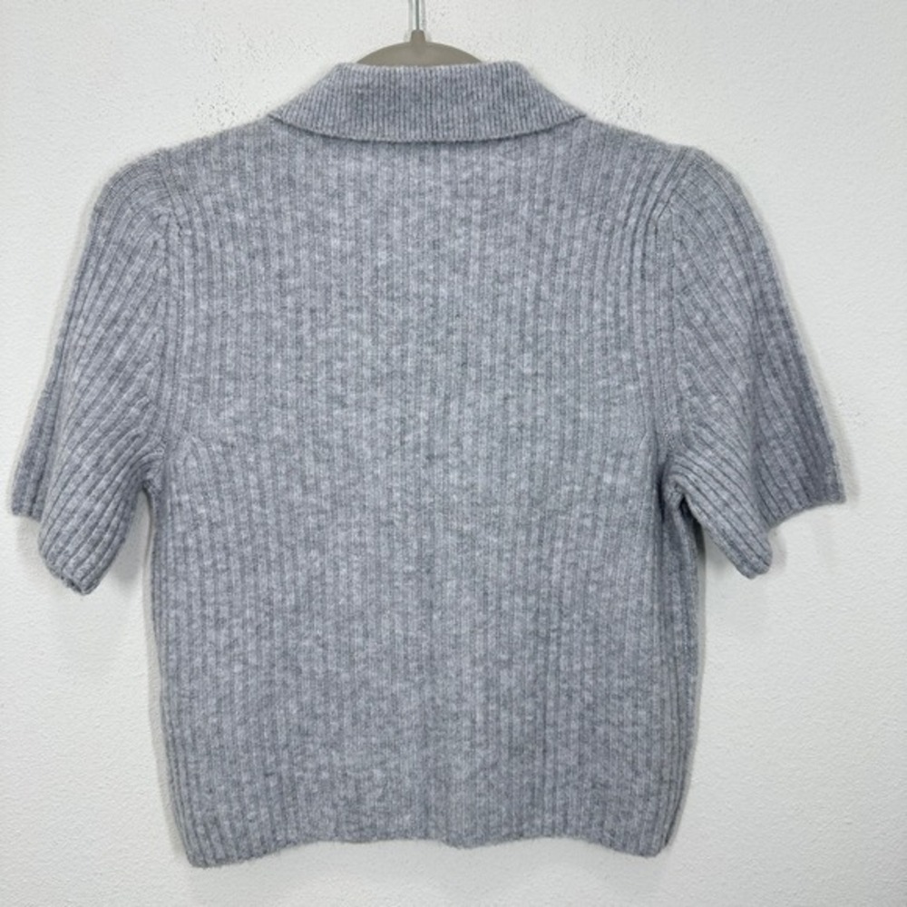 Abercrombie & Fitch Grey Ribbed Short Sleeve Button Up Collared Sweater XS Chic - Picture 8 of 8